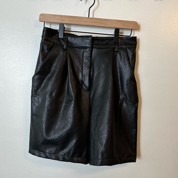 Express Pants - Express Leather Shorts
